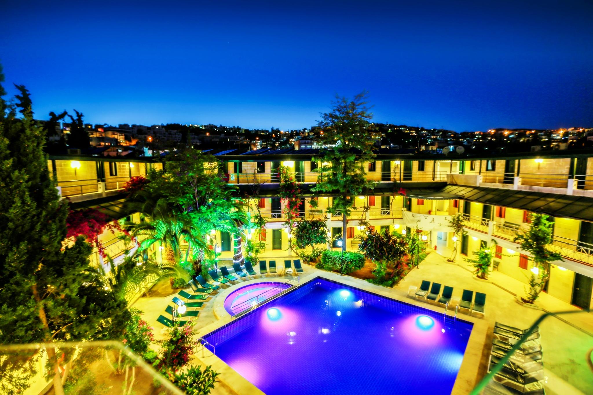 Skylife Otel 3*